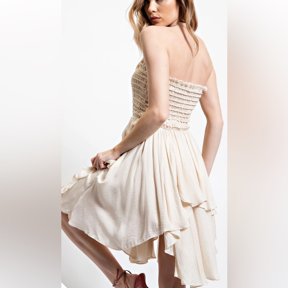 Easel Smocked Ruffled Dress - Picture 4 of 4